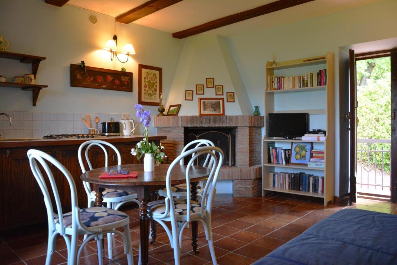 Il Poggiolo Di Parrano Guest House Exterior foto