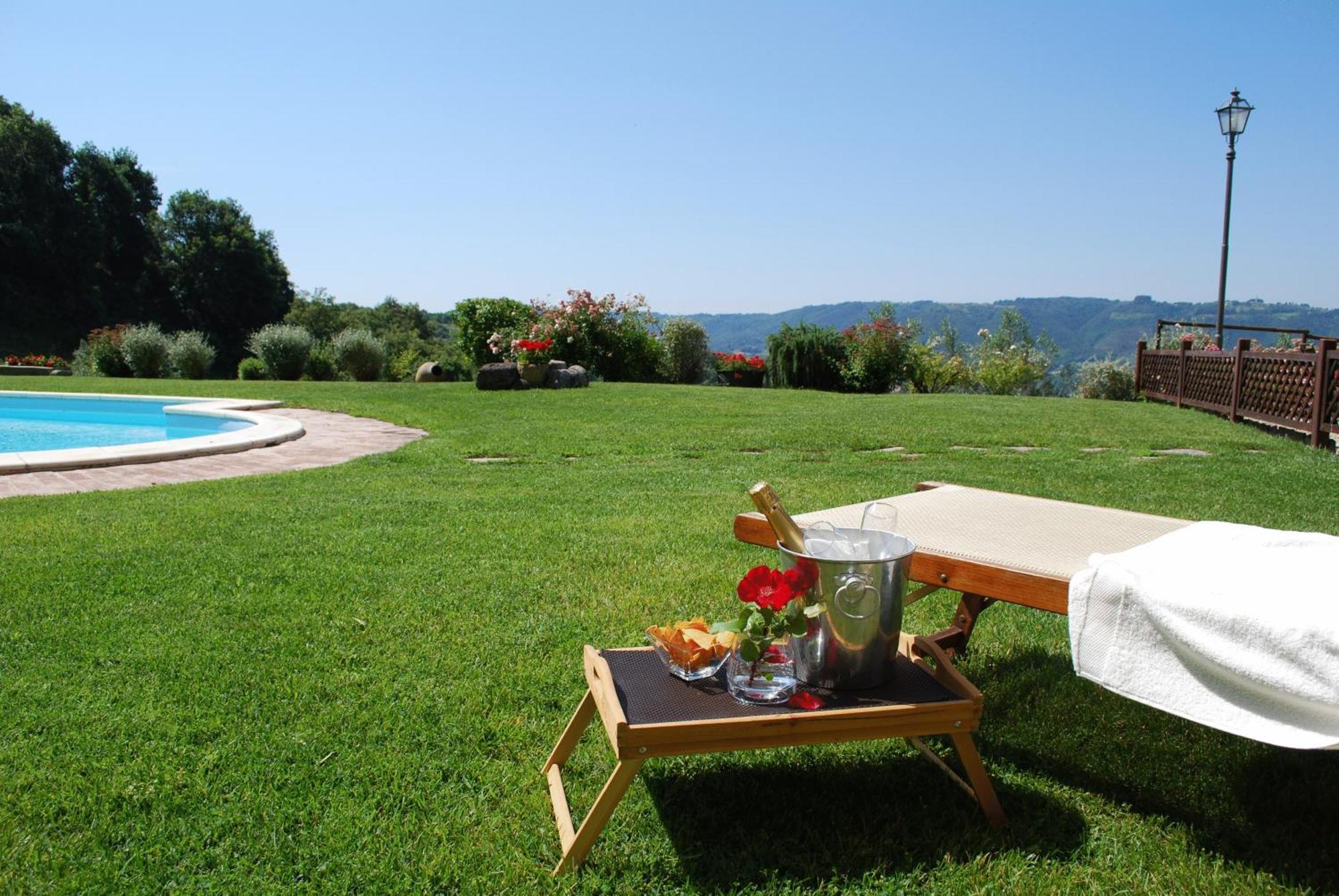 Il Poggiolo Di Parrano Guest House Exterior foto