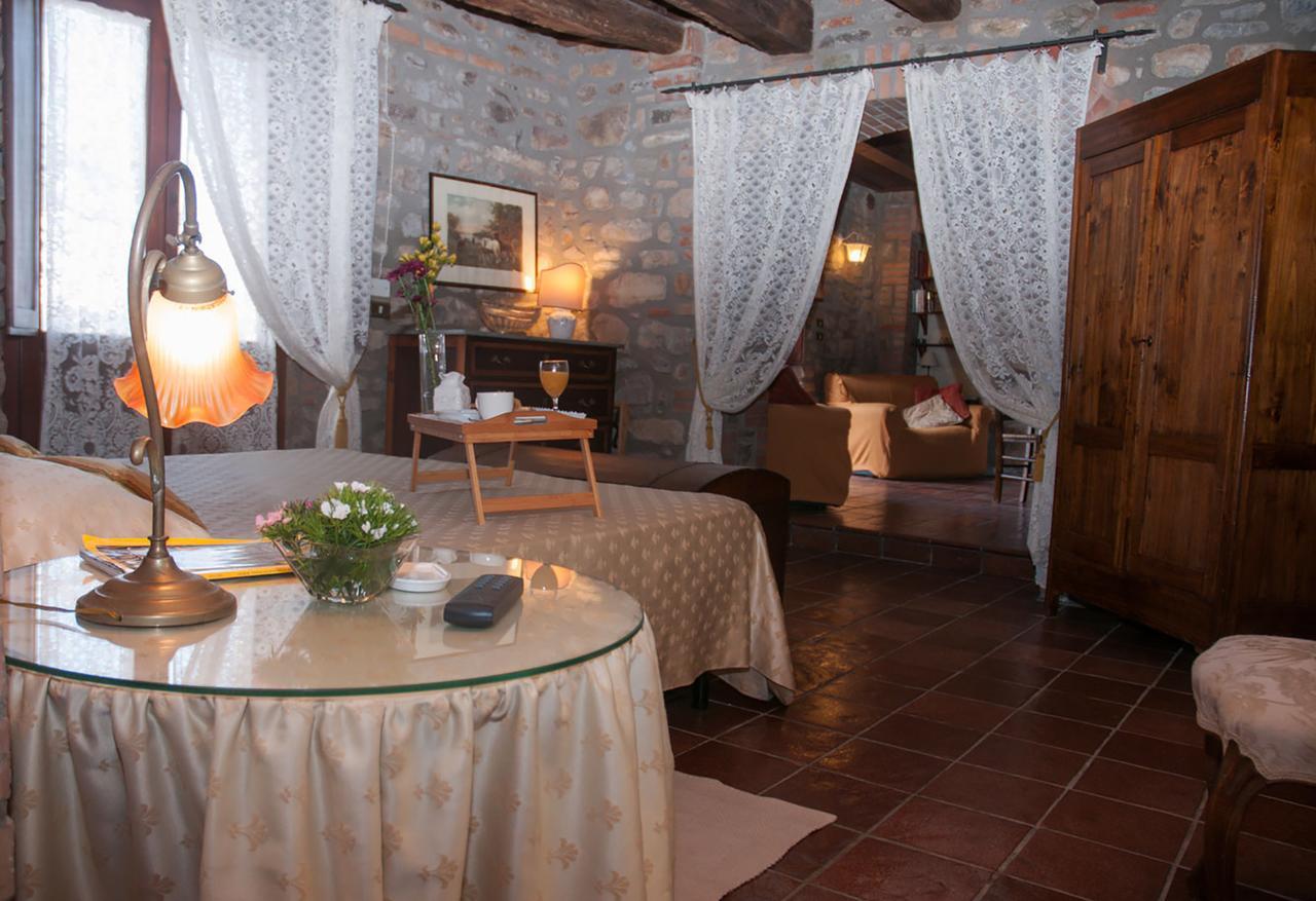 Il Poggiolo Di Parrano Guest House Exterior foto