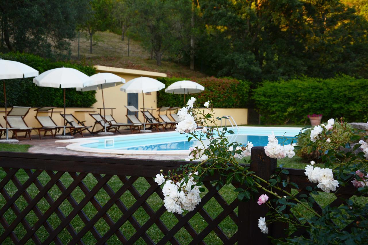 Il Poggiolo Di Parrano Guest House Exterior foto